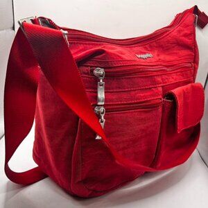 BAGGALLINI Red Nylon Travel Shoulderbag. Zip Compartments, Change Purse!